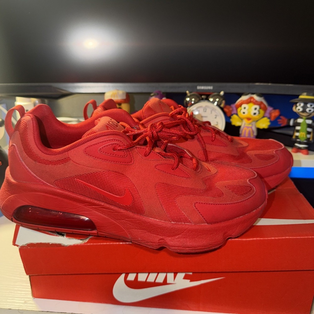 Nike AIR MAX 200 CU4878-600 Men's Size 11.5D University Red Training Shoes